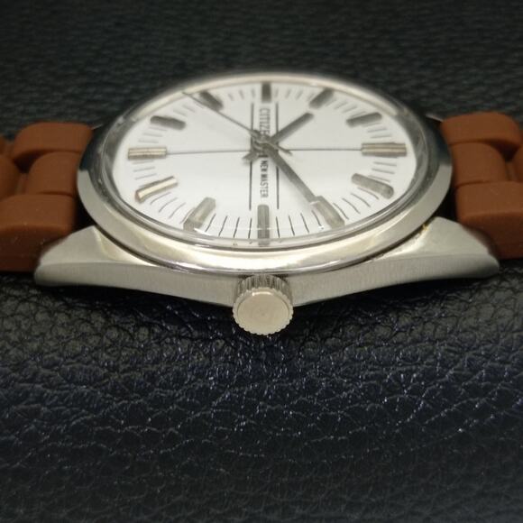 Vintage 1980 Citizen Automatic Mens Silver Watch W/Rubber Strap & White accents - Picture 5 of 8